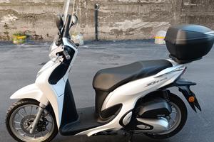 Honda SH Mode 125 + Bauletto Kappa - Maggio 2025