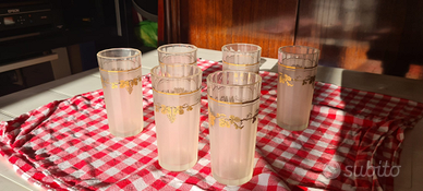 Bicchieri finemente decorati