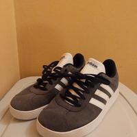 Adidas Court grigio