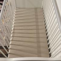 Lettino in legno per bambini