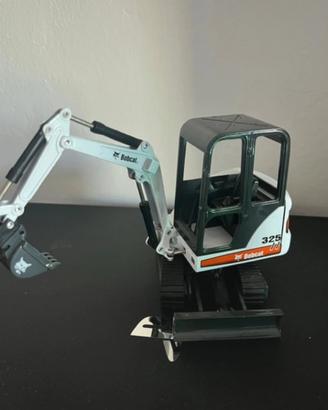 modellino escavatore bobcat 325 da collezione