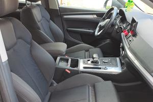 Audi q5 anno 2019  motore 2.0 modello 40 190 CV