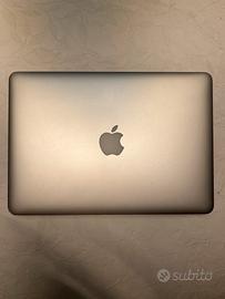 Apple MacBook