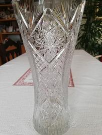 Vaso in cristallo inciso
