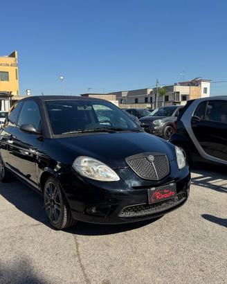 LANCIA Ypsilon 1.4 16V Sport MomoDesign Automati