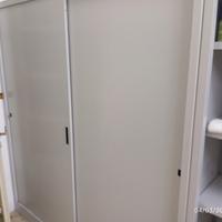 Due Armadi metallici ante scorrevoli 