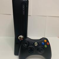 Xbox 360 Slim 4GB Completa + 4 Giochi
