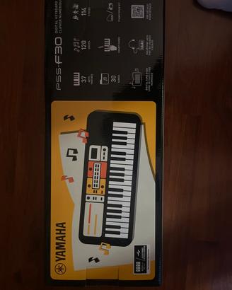 Tastiera yamaha pss f30