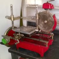 AFFETTATRICE MANUALE A VOLANO