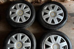 Gomme quattro stagioni con cerchi in ferro R14