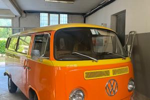 Pulmino anni 70 wolkswagen per cerimonie