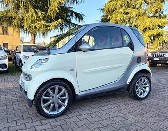 Smart ForTwo 700 coupé pure (45 kW) OK NEOPATENTAT