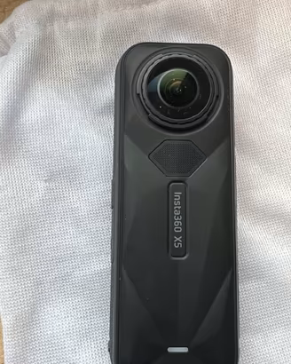 Insta360 X5  - Action Cam 360°8K (Full Box)