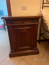 Comodino legno