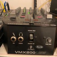 Mixer behringer VMX200USB