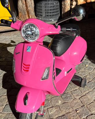 Moto giocattolo bambina
