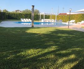 Villa con piscina costa ionica