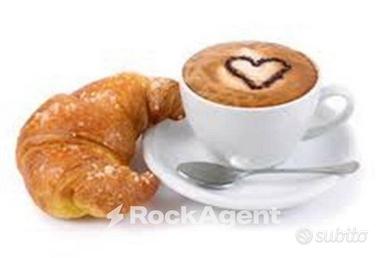 BAR IN ZONA PEDONALE