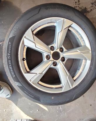 4 cerchi AUDI da 18 compresi gomme HANKOOK