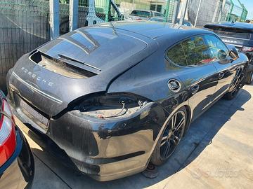 Porsche Panamera 3.0 diesel Cod motore mcrcc 2013 