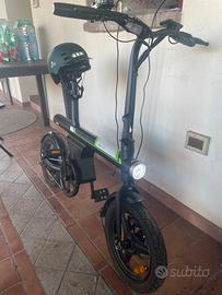 Bici elettrica ebike U1 più casco