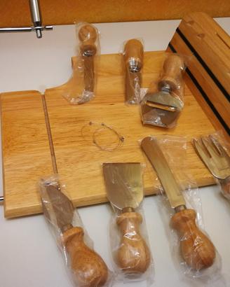 Tagliere in faggio e coltelli acciaio inox