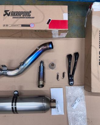Terminale  Akrapovic Yamaha R1 2020 RN65