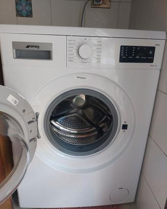 SMEG LBW60IT LAVATRICE SLIM, Caricamento frontale,