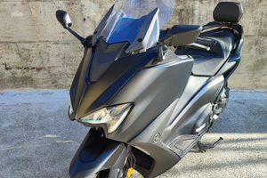 Yamaha Tmax 560