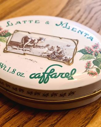 Scatola latta Caffarel caramelle latte e menta