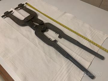 VECCHIO ARNESE ATTREZZO PINZA TAGLIA PIASTRELLE