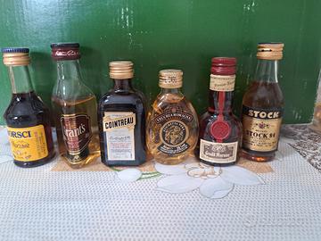 liquori da collezione  mignon  vintage 