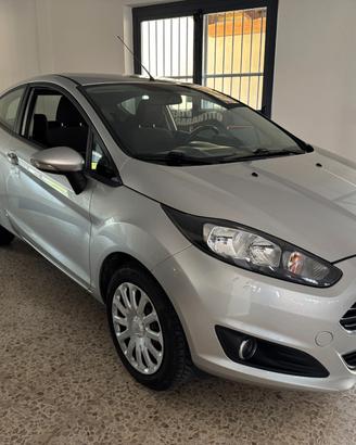 Ford Fiesta 1.4 3p. Bz.- GPL Titanium