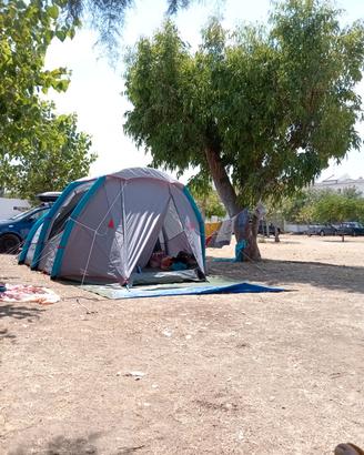 tenda da campeggio completa  di accessori