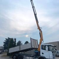 Camion/ Gru SCANIA R 124 L
