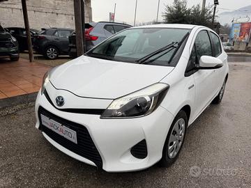 Toyota Yaris 1.5 Hybrid 5 porte Lounge