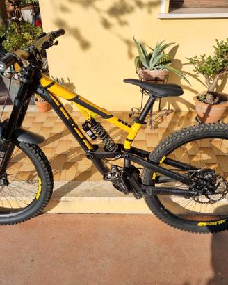 SCOTT VOLTAGE FR 720 DH 27.5 Tg M