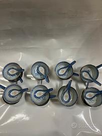 16 Ciotole made in china con cucchiai