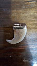 unghia leone originale con pendente oro 18k