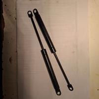 Maserati Biturbo molle a gas baule.