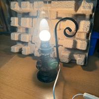Lampada vintage in metallo con paralume in vetro
