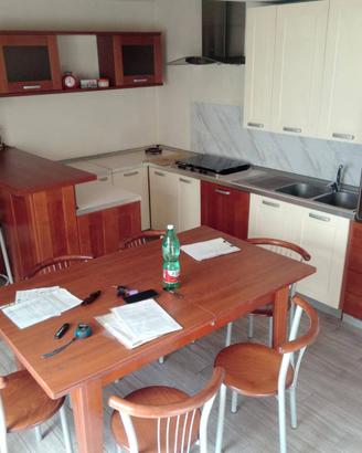 Cucina fatta a mano