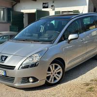 Peugeot 5008 1.6 HDi 115CV ALURE 7 POSTI TETTO KMC