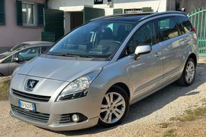 Peugeot 5008 1.6 HDi 115CV ALURE 7 POSTI TETTO KMC