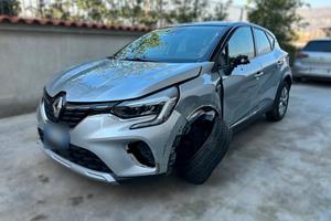 Renault Captur 1.0 Benz-GPL 100CV - 2020 Incidenta