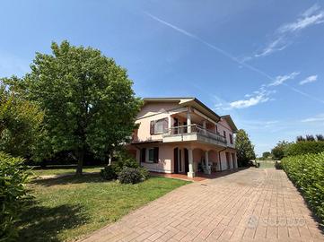 VILLA SINGOLA A FORLÌ