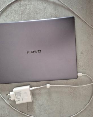 Huawei MateBook 14 Ryzen 7 4800H, 16GB RAM, 512GB 