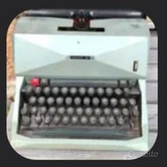 Macchina da scrivere 