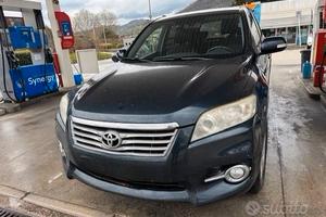 TOYOTA RAV4 3ª serie - 2011