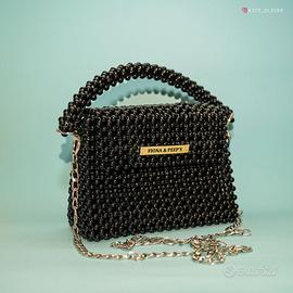 Mini borsa artigianale nera in perline
